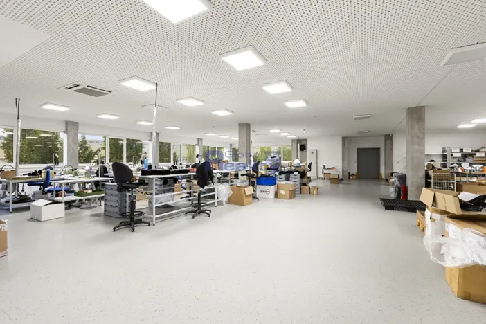 Pronájem skladu, Hradec Králové, Jana Krušinky, 1613 m2