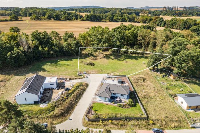 Prodej pozemku pro bydlení, Týnec nad Sázavou - Podělusy, 2273 m2