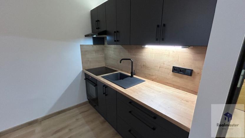 Pronájem bytu 1+1, Ústí nad Labem - Severní Terasa, Kmochova, 33 m2