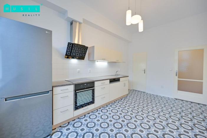 Pronájem bytu 3+1, Olomouc, Dolní náměstí, 100 m2