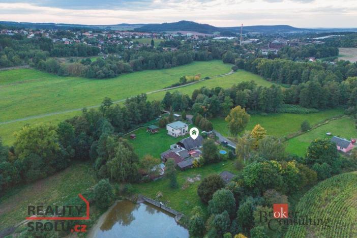 Prodej rodinného domu, Hrádek, U koupaliště, 235 m2