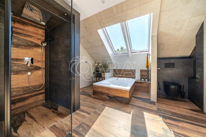 Prodej rodinného domu, Ondřejov, Choceradská, 280 m2