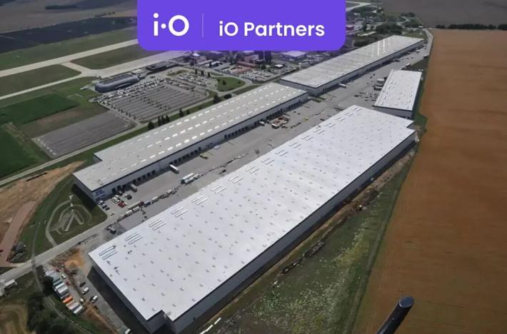 Pronájem skladu, Brno, Letiště Brno-Tuřany, 13000 m2