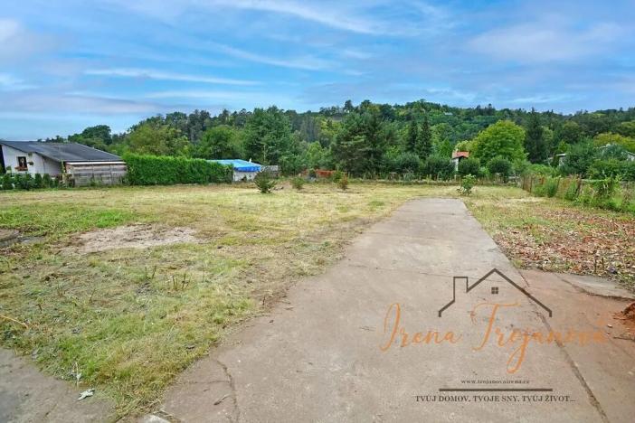 Prodej pozemku pro bydlení, Lštění, Míru, 1933 m2