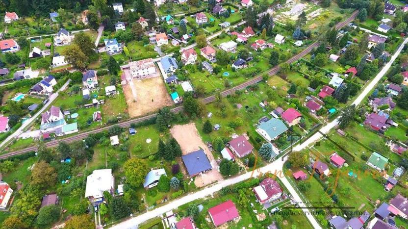 Prodej komerční nemovitosti, Lštění, Míru, 1933 m2