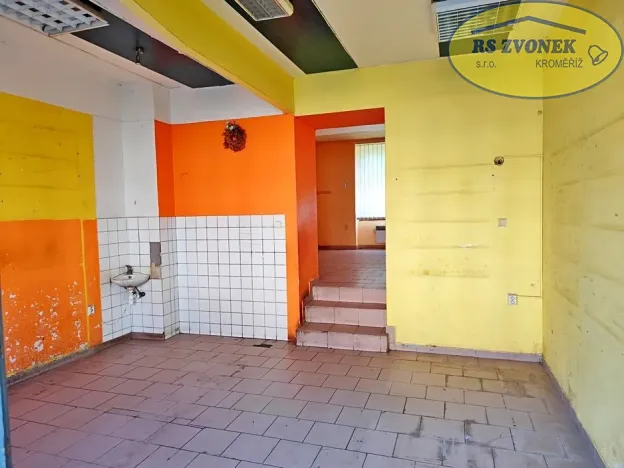 Pronájem obchodního prostoru, Olomouc, Masarykova třída, 80 m2