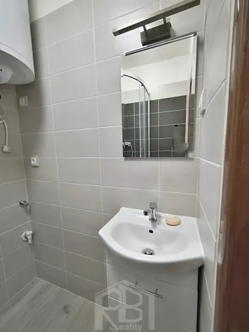 Pronájem bytu 2+1, Jindřichův Hradec, sídliště U Nádraží, 50 m2