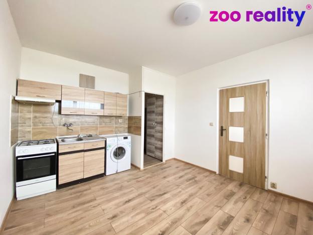 Pronájem bytu 1+1, Chomutov, Jirkovská, 36 m2