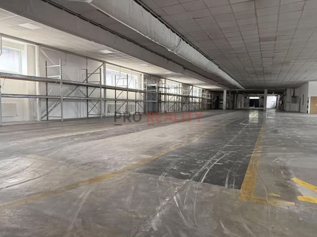 Pronájem skladu, Ostrava, Keramická, 800 m2