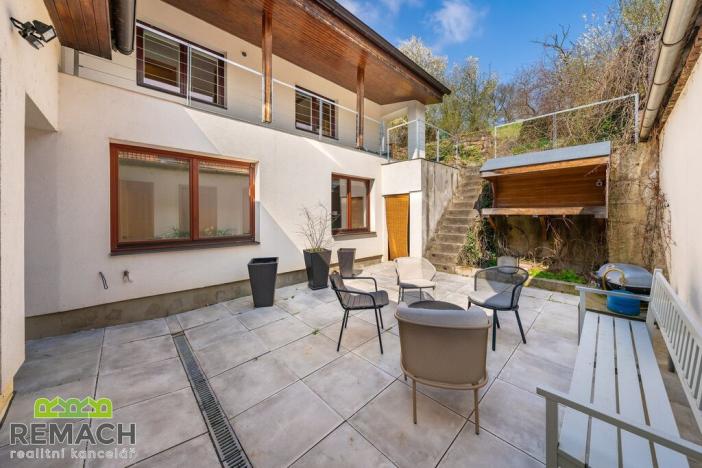 Prodej rodinného domu, Uherské Hradiště - Míkovice, Partyzánská, 189 m2