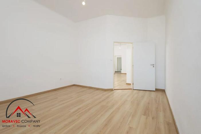 Pronájem bytu 3+1, Ostrava, Mariánskohorská, 97 m2