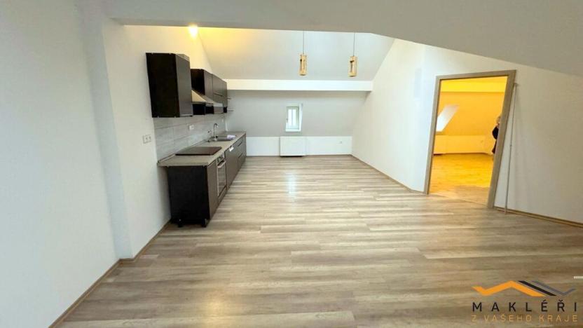 Pronájem bytu 4+kk, Prostějov, nám. Svat. Čecha, 80 m2
