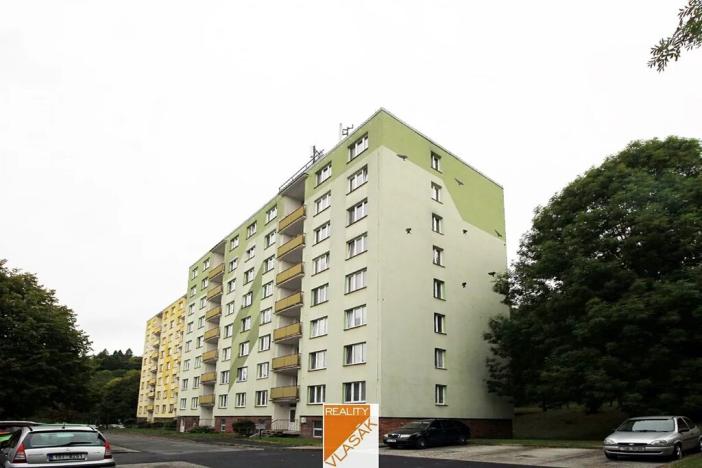 Pronájem bytu 2+1, Kadaň, Na Podlesí, 61 m2