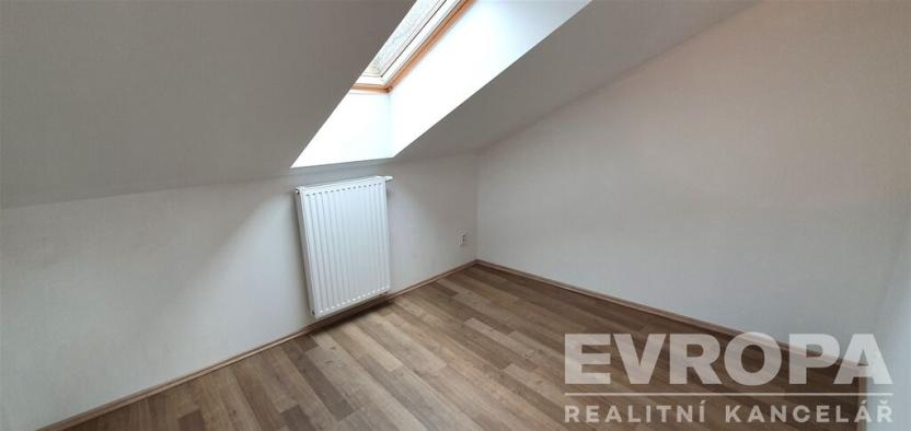Pronájem bytu 2+kk, Vrchlabí, Vančurova, 34 m2