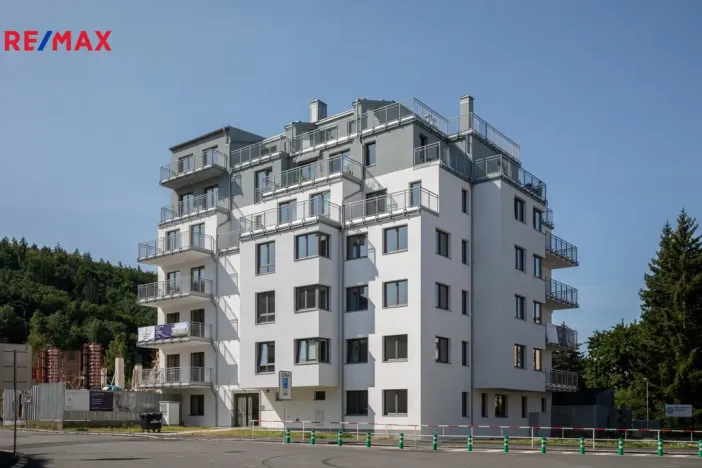 Prodej bytu 2+kk, Karlovy Vary, Šumavská, 87 m2