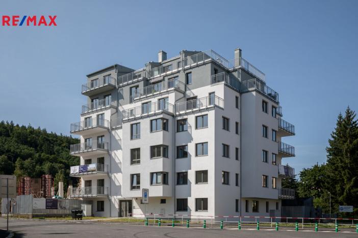 Prodej bytu 2+kk, Karlovy Vary, Šumavská, 60 m2