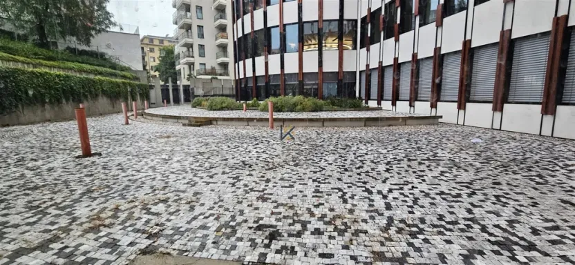 Pronájem obchodního prostoru, Praha - Nusle, Lomnického, 451 m2