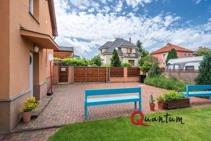 Prodej rodinného domu, Praha - Uhříněves, U Nadýmače, 279 m2