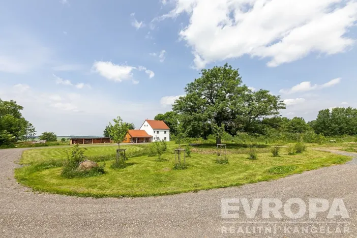 Prodej zemědělské usedlosti, Spálené Poříčí, 210 m2