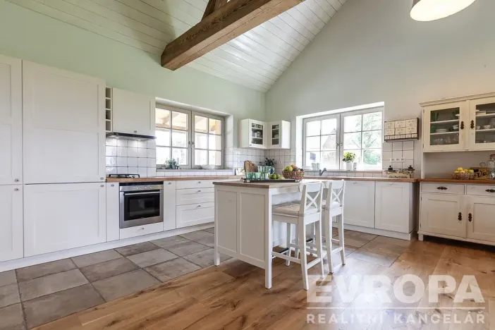 Prodej zemědělské usedlosti, Spálené Poříčí, 210 m2