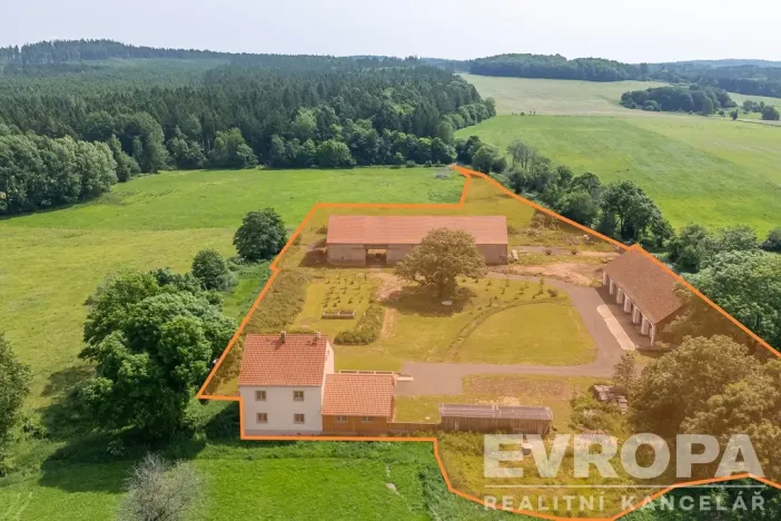 Prodej rodinného domu, Spálené Poříčí, 210 m2