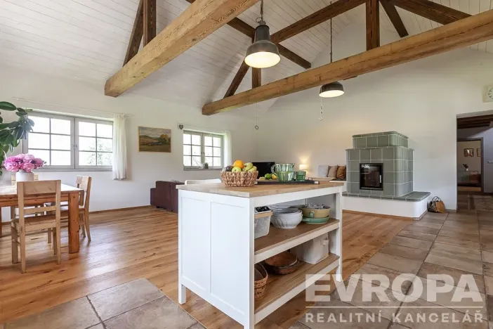 Prodej rodinného domu, Spálené Poříčí, 210 m2