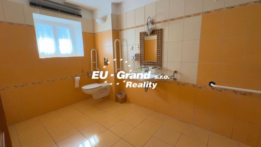 Prodej ubytování, Varnsdorf, Bratislavská, 683 m2