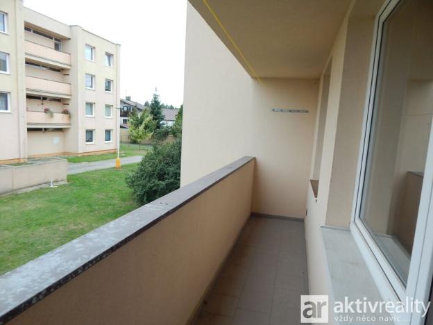 Prodej bytu 3+1, Vroutek, Na Hůrce, 65 m2