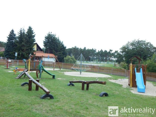 Prodej bytu 3+1, Vroutek, Na Hůrce, 65 m2