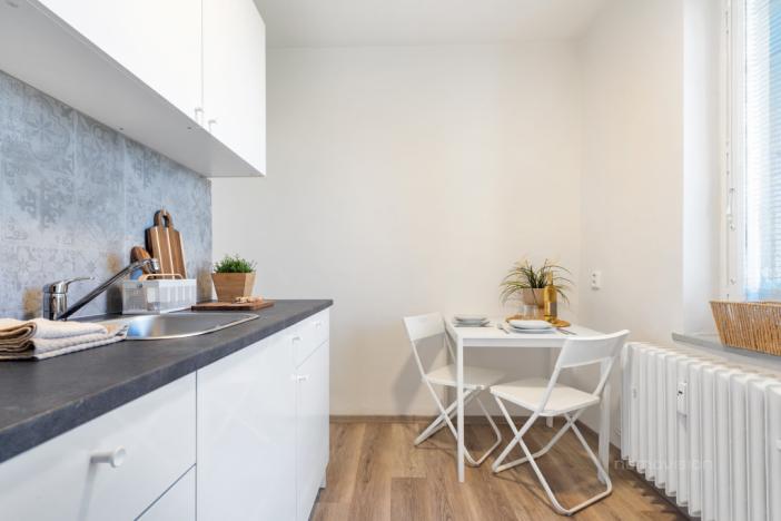 Prodej bytu 2+1, Brno - Židenice, Došlíkova, 48 m2