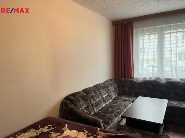 Prodej bytu 3+1, Nová Role, Husova, 71 m2