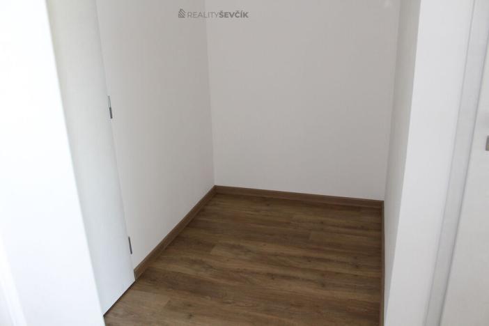 Pronájem bytu 2+kk, Hluboká nad Vltavou, Potoční, 61 m2