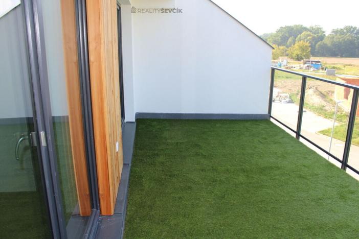 Pronájem bytu 2+kk, Hluboká nad Vltavou, Potoční, 61 m2