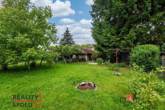 Prodej atypického bytu, Dvůr Králové nad Labem, Klazarova, 390 m2