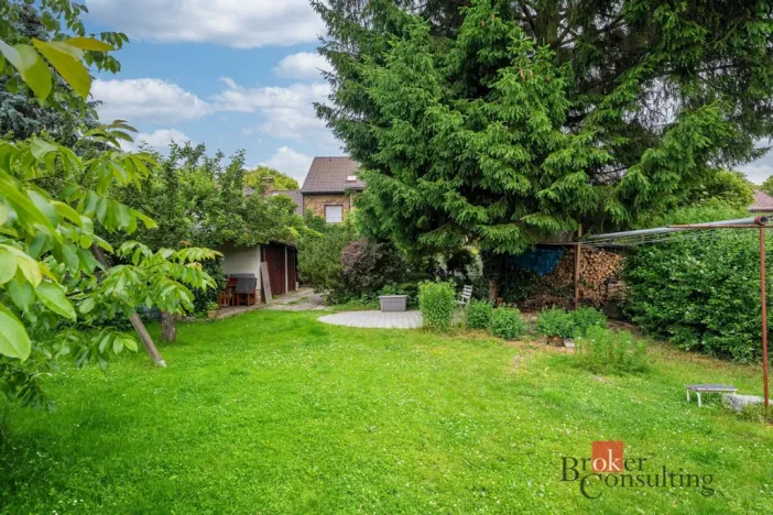 Prodej atypického bytu, Dvůr Králové nad Labem, Klazarova, 390 m2