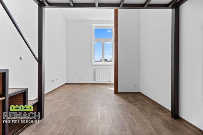 Pronájem bytu 1+kk, Náchod, Riegrova, 28 m2