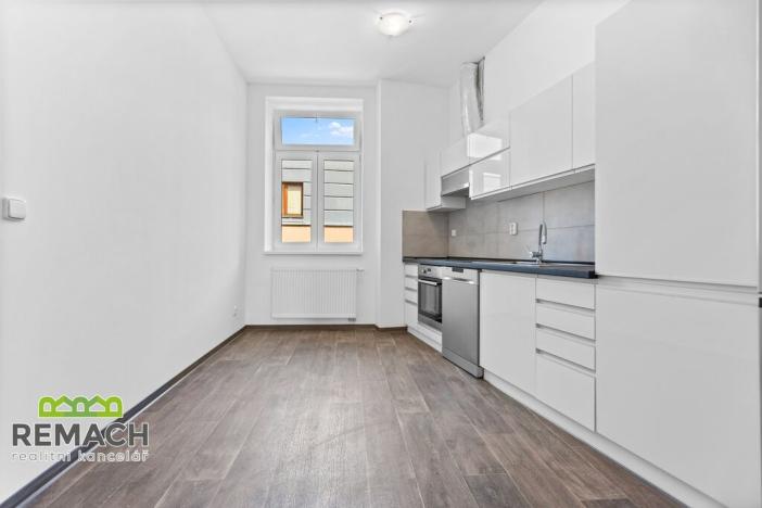 Pronájem bytu 1+1, Náchod, Riegrova, 42 m2