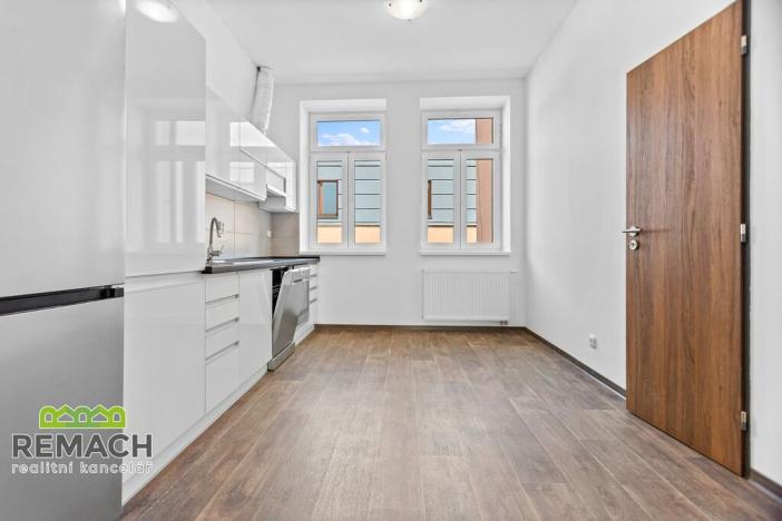 Pronájem bytu 2+1, Náchod, Riegrova, 67 m2