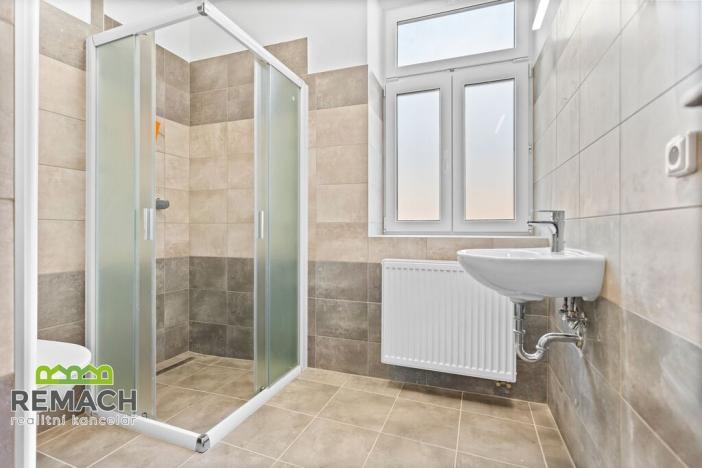 Pronájem bytu 2+1, Náchod, Riegrova, 67 m2