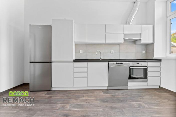 Pronájem bytu 2+1, Náchod, Riegrova, 67 m2