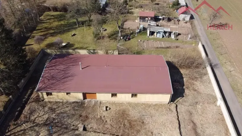 Pronájem činžovního domu, Lubenec, Karlovarská, 2935 m2