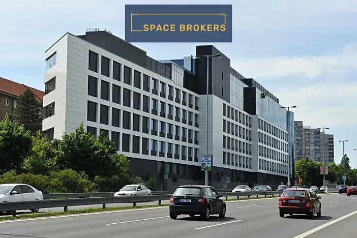 Pronájem kanceláře, Praha - Michle, Jihlavská, 1978 m2