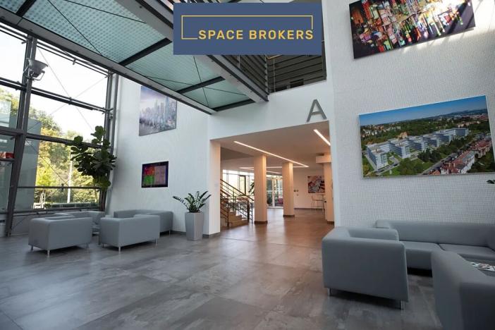 Pronájem kanceláře, Praha - Dejvice, Evropská, 440 m2