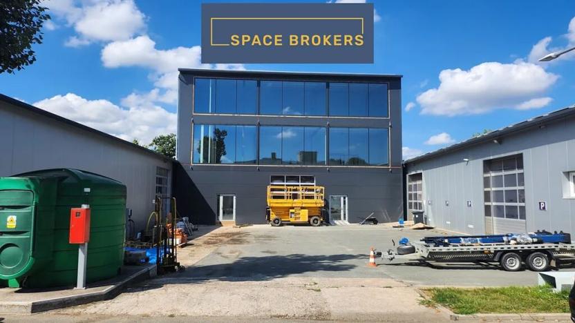 Pronájem kanceláře, Hradec Králové, Vážní, 114 m2