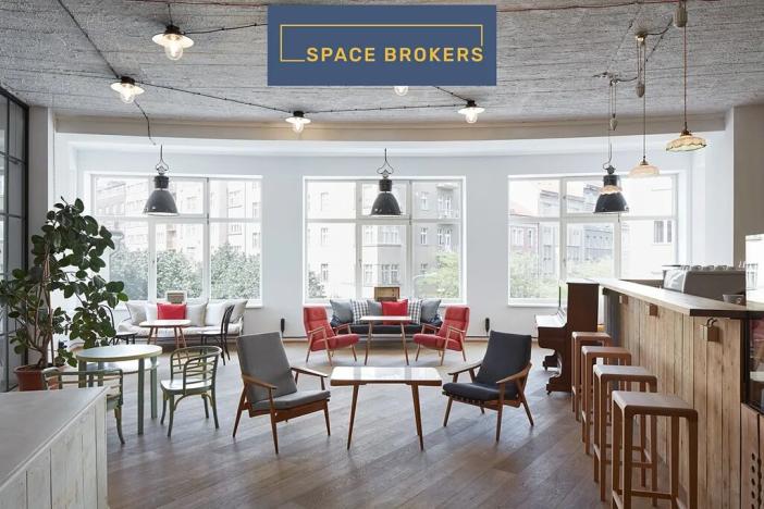 Pronájem kanceláře, Praha, Křižíkova, 550 m2