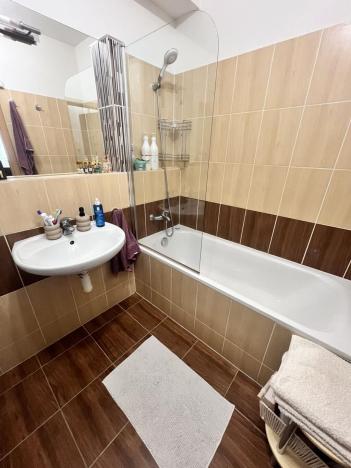 Prodej bytu 3+kk, Jesenice, V Roháči I., 68 m2