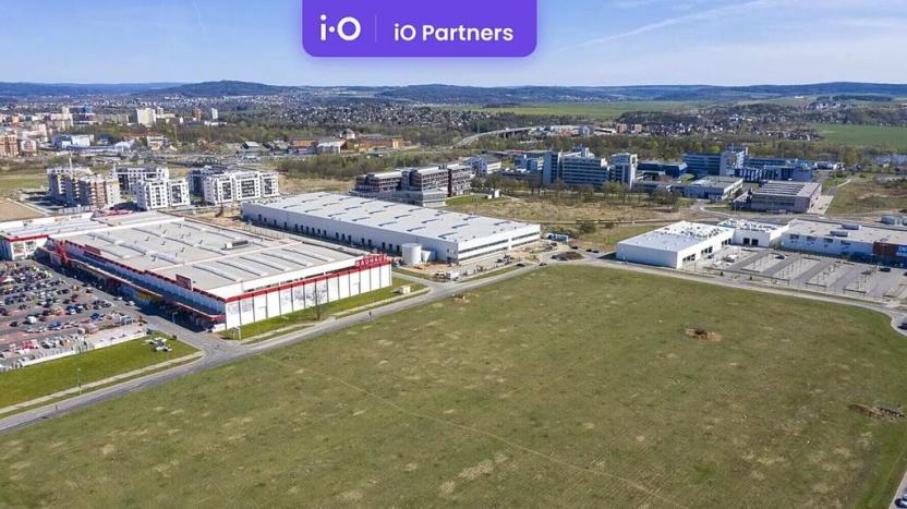 Pronájem výrobních prostor, Plzeň, Folmavská, 11348 m2