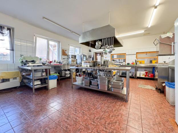 Pronájem restaurace, Chvalšiny, 140 m2