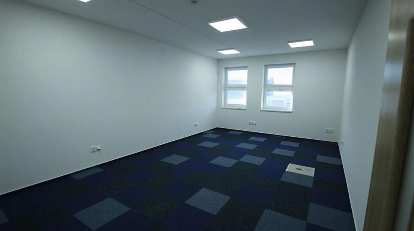 Pronájem kanceláře, Sedliště, 293 m2