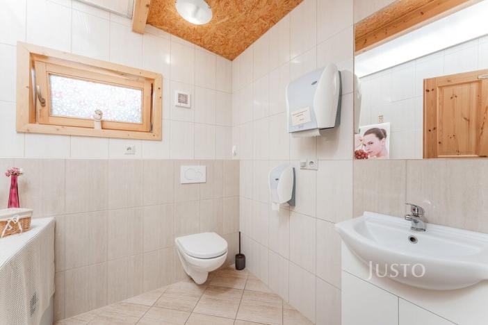 Prodej kanceláře, Uherské Hradiště, V Zahradách, 474 m2